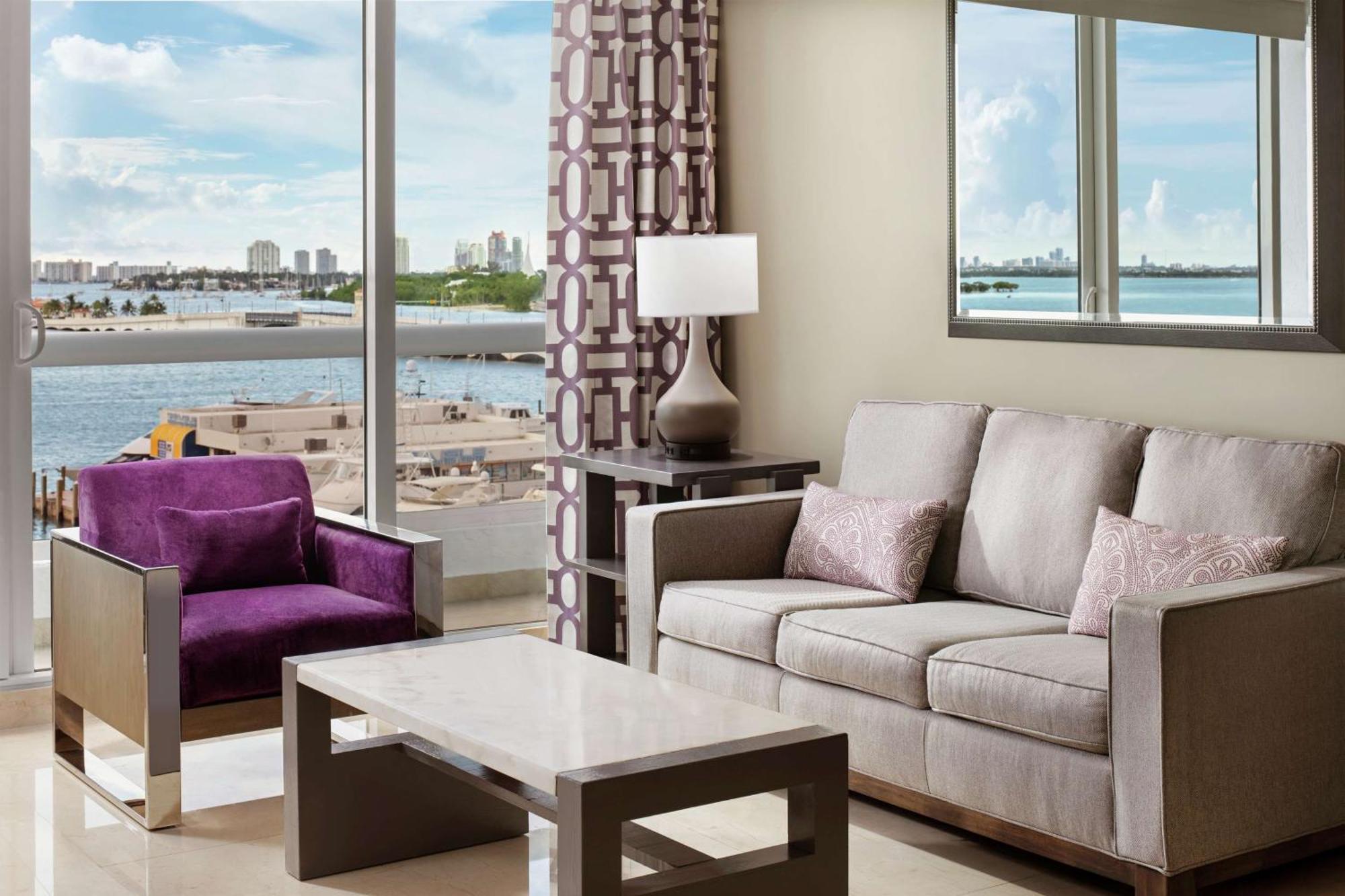 Doubletree By Hilton Grand Hotel Biscayne Bay Miami Kültér fotó