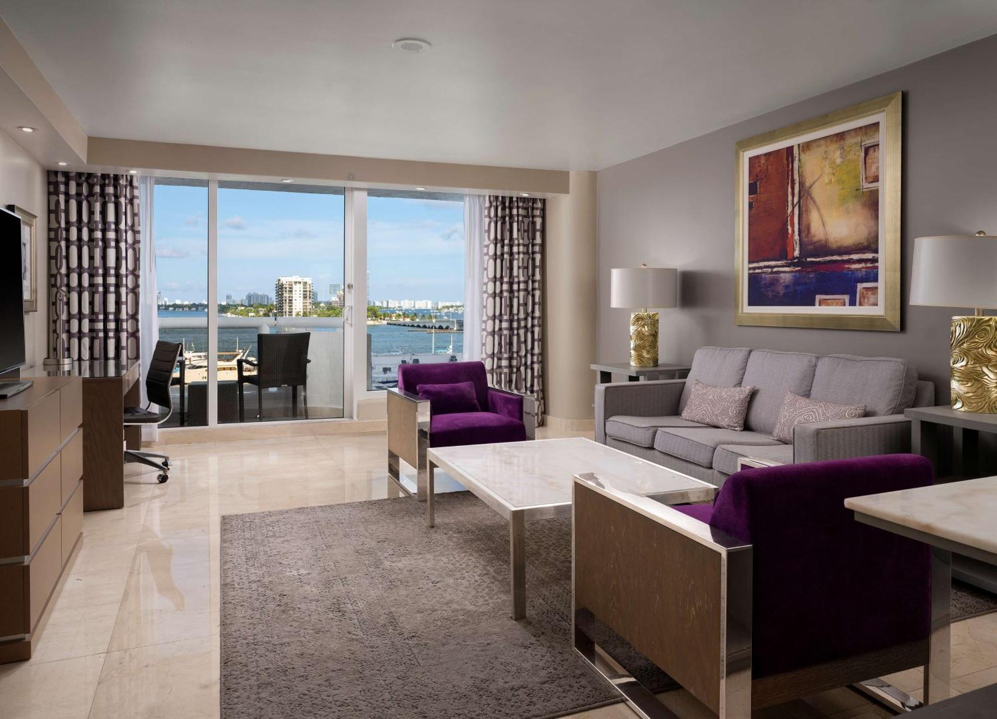 Doubletree By Hilton Grand Hotel Biscayne Bay Miami Kültér fotó