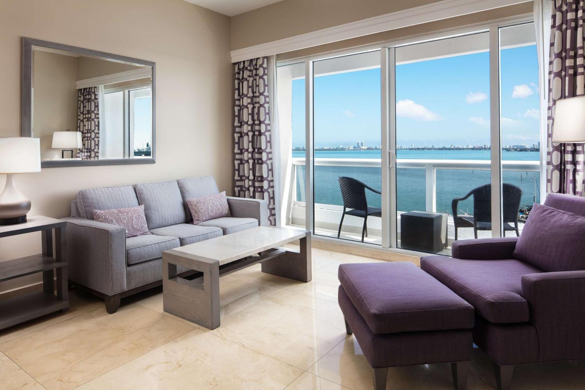 Doubletree By Hilton Grand Hotel Biscayne Bay Miami Kültér fotó