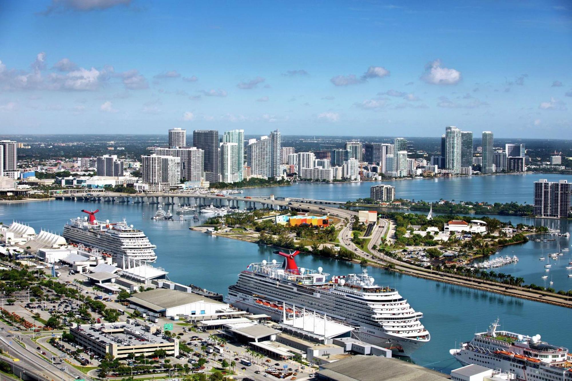 Doubletree By Hilton Grand Hotel Biscayne Bay Miami Kültér fotó